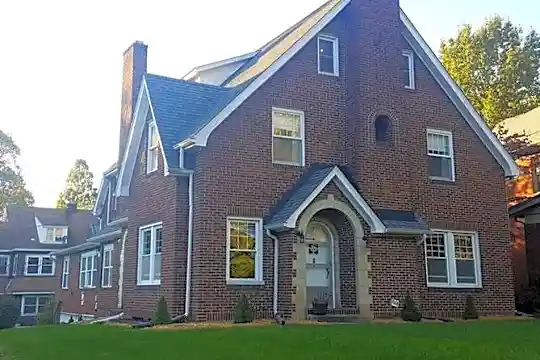 1004 Quinby Ave Photo 1