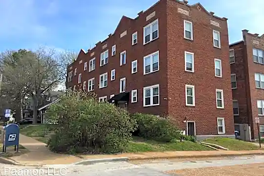 2530 Bellevue Ave Photo 1