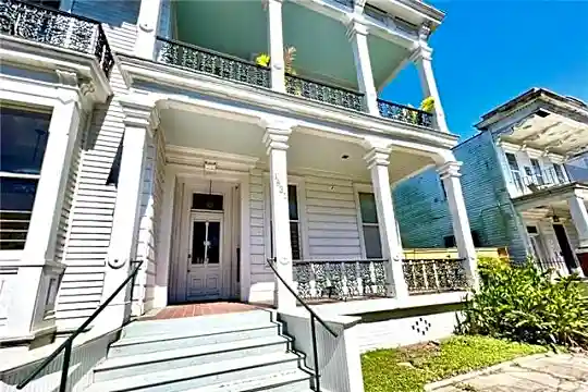 1631 Esplanade Ave #C Photo 2