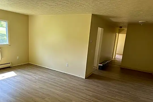 35 Oakmount Ave Photo 1