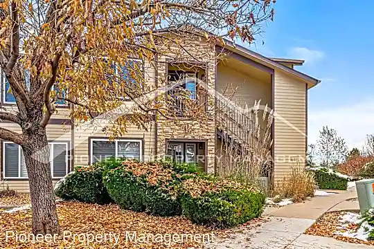 4875 S Balsam Way Photo 1