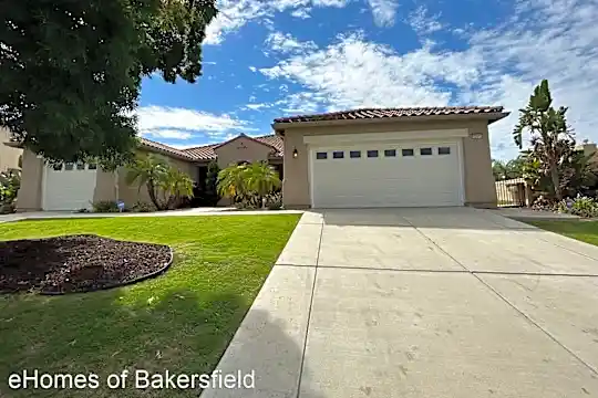 15005 Via Messina Dr Photo 2