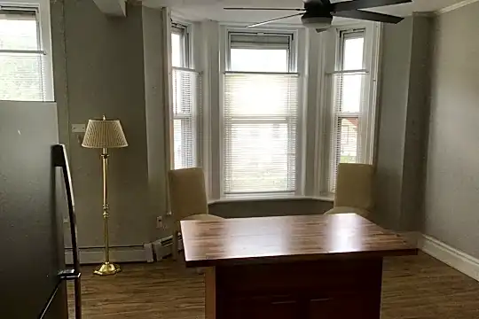 368 Clinton Ave Photo 1
