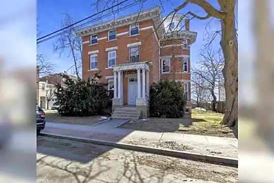 224 Wooster St Photo 1