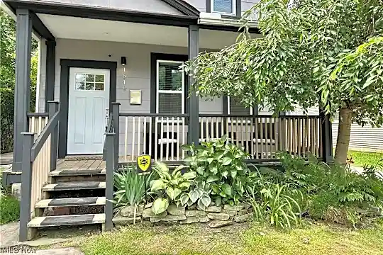 1619 Auburn Ave Photo 1