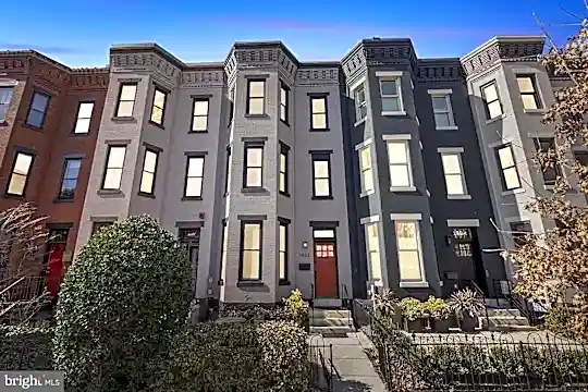 1932 15th St NW #1 Photo 2
