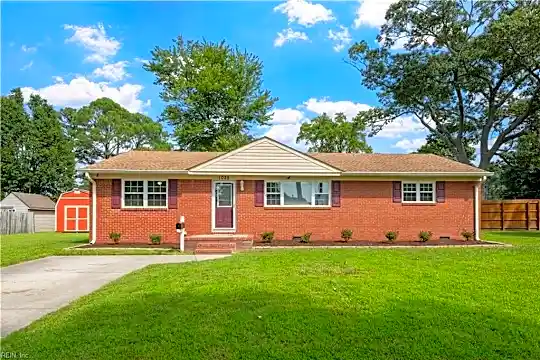 1028 Anoka Ave Photo 1