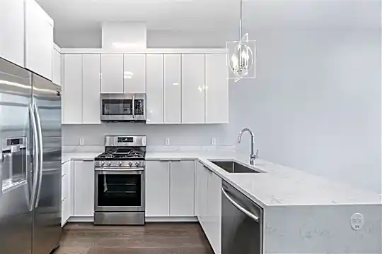 119 Peter St #508 Photo 2