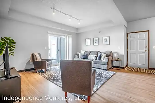 507 Enterprise Ct Photo 2