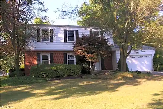 32525 Arthur Rd Photo 1