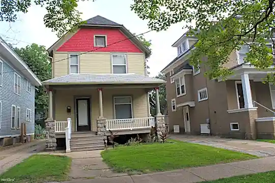 518 Wheaton Ave Photo 1