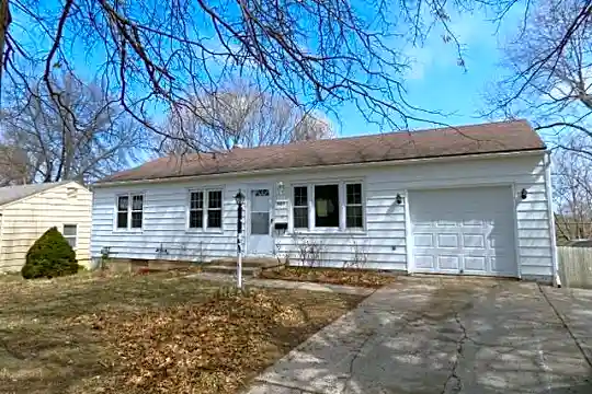 3003 N Osage St Photo 1