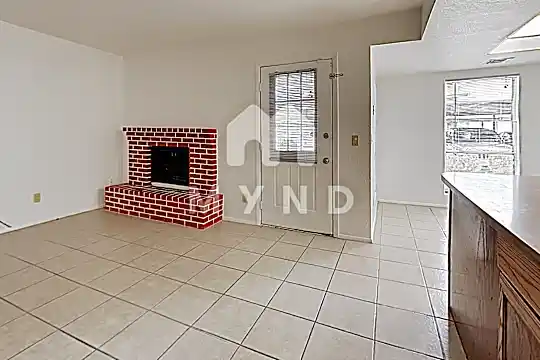 3771 Shirebrook Drive Apt 84 Photo 2