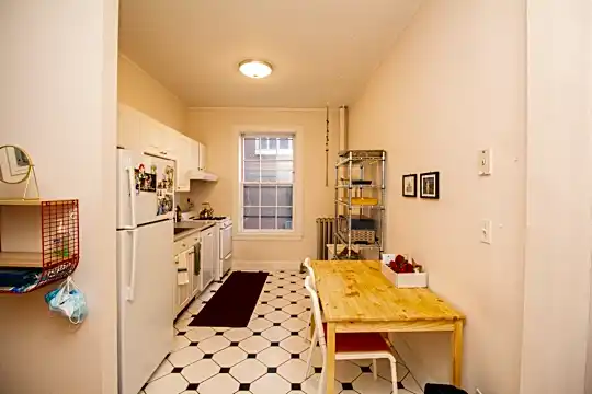 1253 Beacon St Photo 1