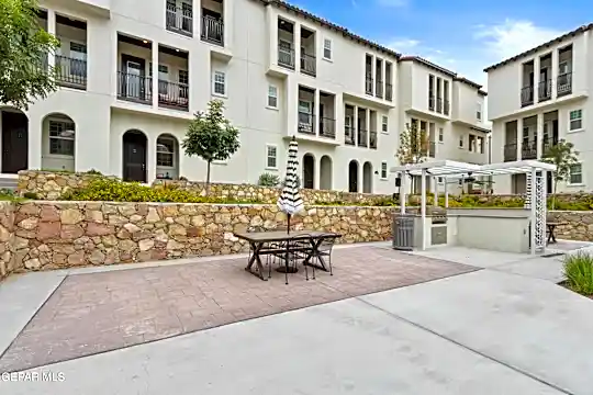 328 Vin Raliuga Ct Photo 1