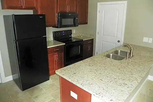 42 Virginia Avenue Photo 2