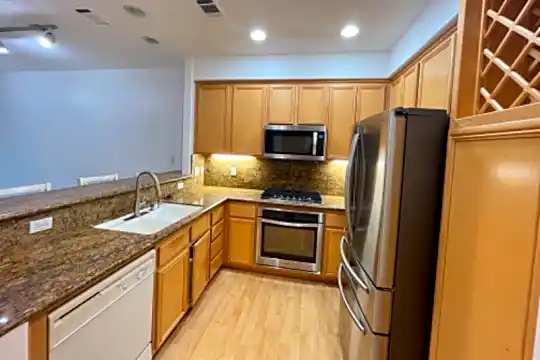28531 Trento Way Photo 2