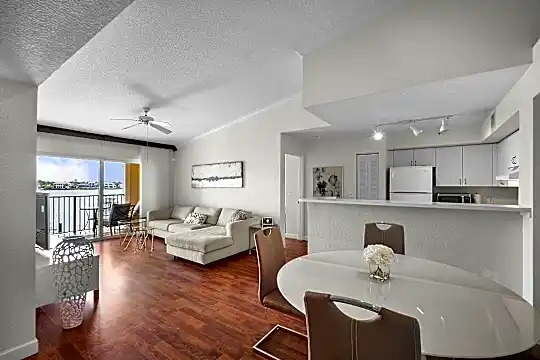 167 Yacht Club Way #306 Photo 2