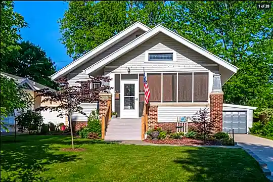217 Woodland Ave Photo 1