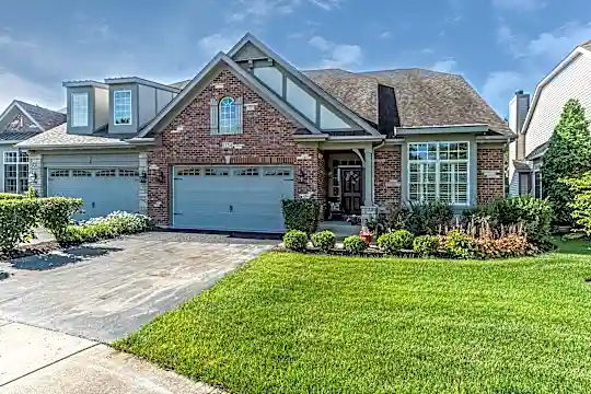1234 Stonebriar Ct Photo 1