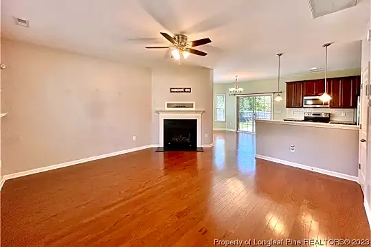185 Watchmen Ln Photo 2