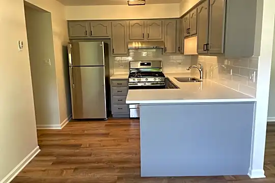 4525 Sunnyside Ave Photo 1