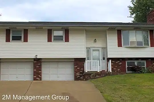 115 Hilton Dr Photo 1