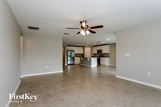 159 Southern Breeze Loop Photo 2