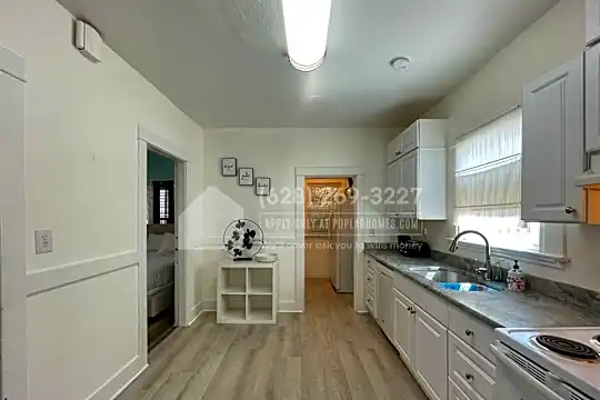 819 NW 50th St Photo 2