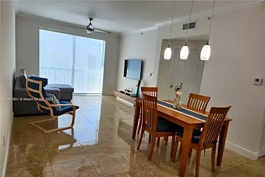9172 Collins Ave #403 Photo 2