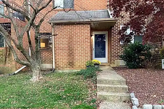 34 Markel Rd Photo 1