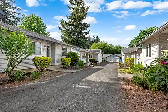 6300 SE 134th Ave Photo 1