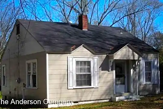 906 Rood St Photo 1