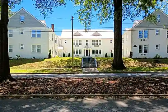 425 W Tennessee St Photo 2