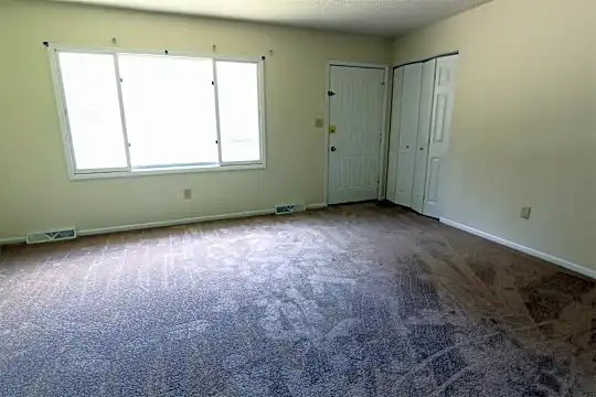 118 Brentwood Dr Photo 2