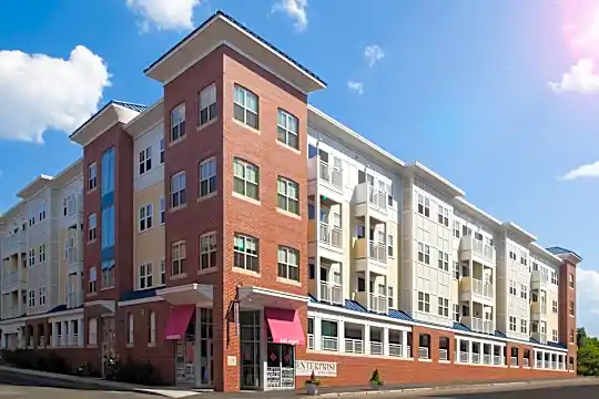 Enterprise Apartments Photo 1