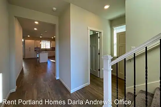 16949 SE Lauren Terrace Photo 2