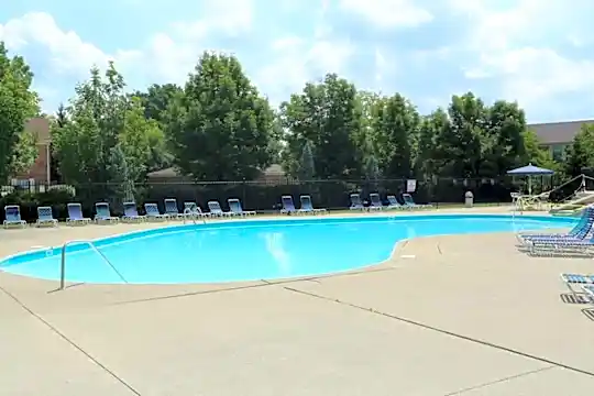 Bel Air Court Photo 2
