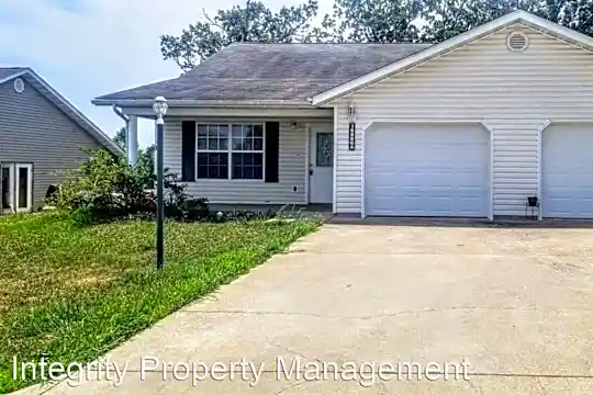16880 Huntington Ln Photo 1