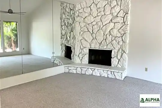 126 Northlite Cir Photo 2
