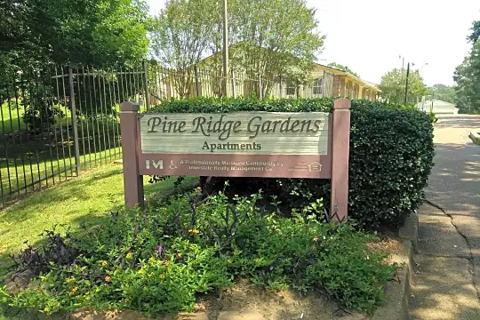 Pine Ridge Gardens Photo 2