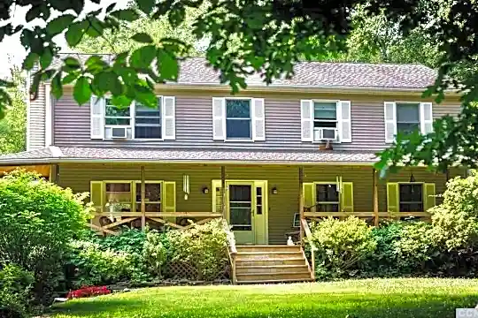 20 Gladys Ln Photo 1