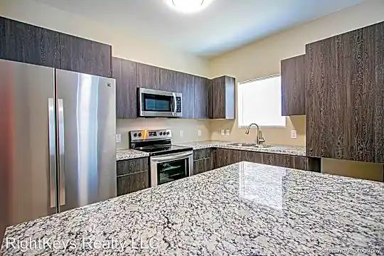 3816 Las Vistas Ln Photo 2