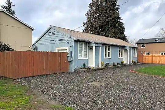9607 SE Eckler Ave Photo 2