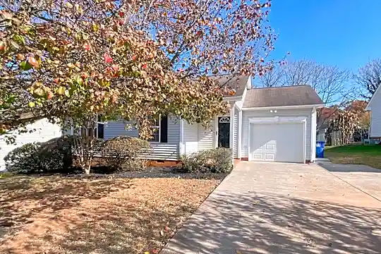 1742 Park Terrace Ln Photo 1