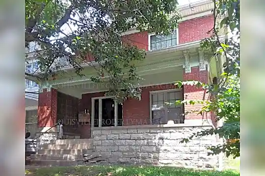 1035 Baxter Ave Photo 1