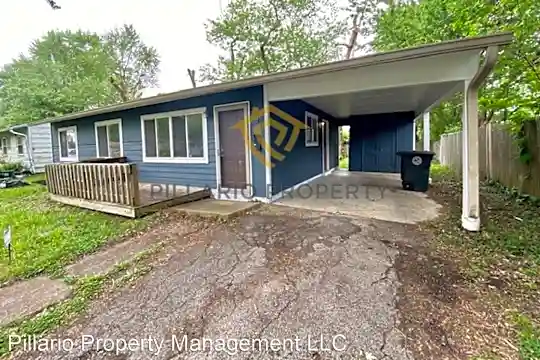 5016 Leone Dr Photo 2
