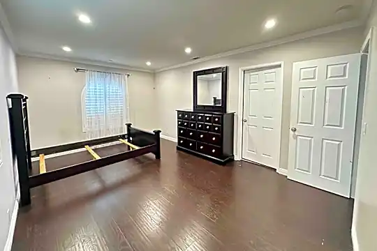 3803 Delta Ave Photo 1