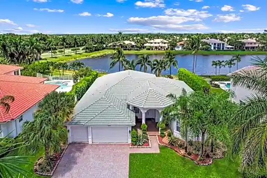 11727 Paradise Cove Ln Photo 1