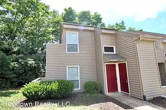1422 Bradley Dr Photo 1